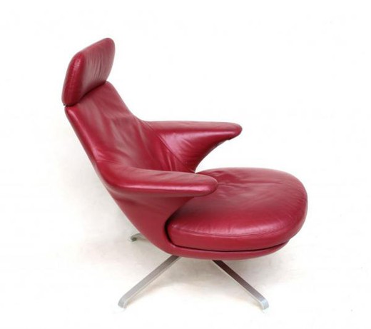 vintage furniture armchair leather and aluminium