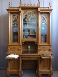Gothis style bookcase