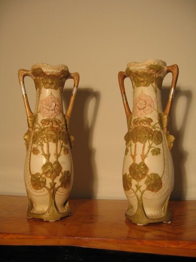 antique china vases