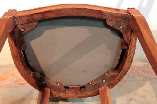 набор стульев антик в стиле ампир из кожи и дерева