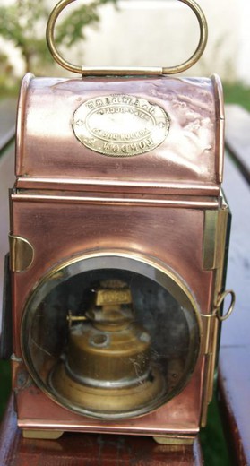 старинный пожарный фонарь из меди