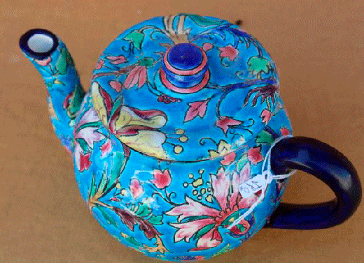 винтажный чайник с росписью и эмалью