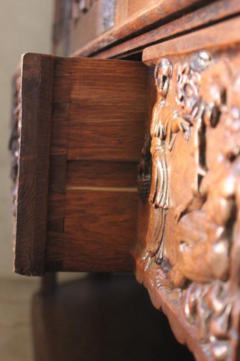 мебель антик - дубовый комод в стиле ренессанс, 19 век