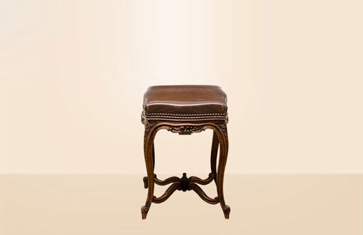 антикварная мебель - стул из ореха