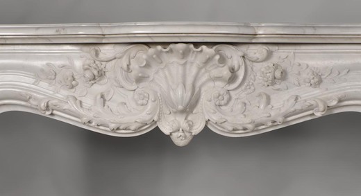 старинный каминный портал, белый мрамор, 19 век