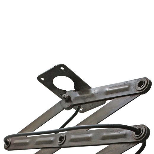 старинная лампа из металла индастри