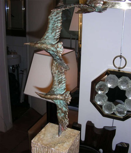винтажная скульптура из мрамора и бронзы