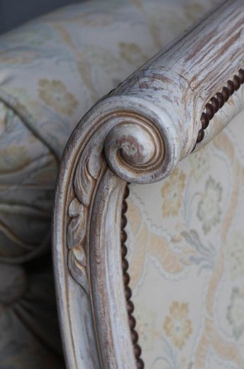 old rococo couch