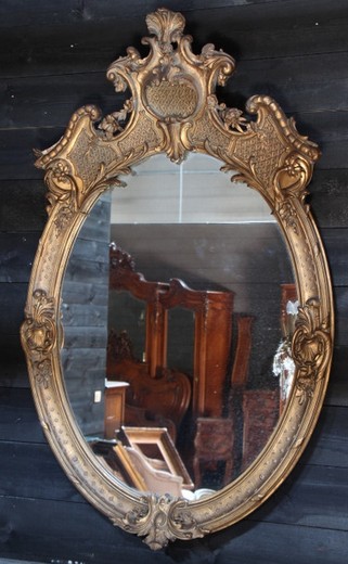 antique furniturea big mirror