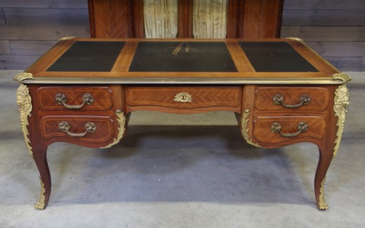 vintage suite of furniture for cabient
