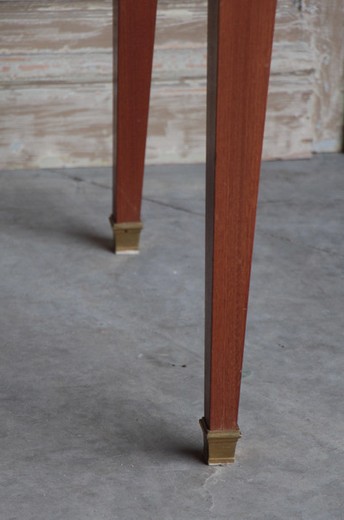 vintage furniture table in mahogany