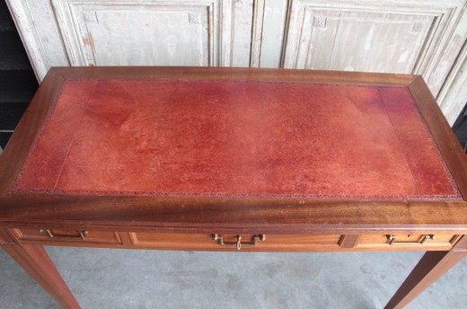 furniture antique table in mahogany with drawers