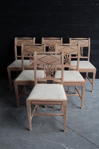 антикварный набор стульев