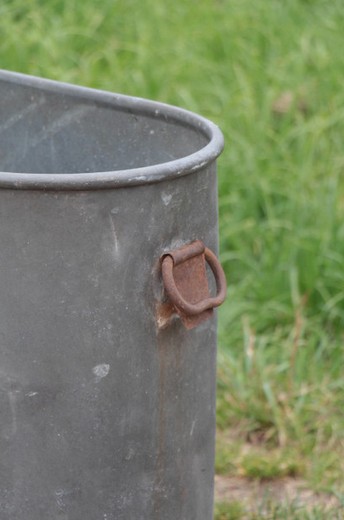 vintage furniture galvanized bath