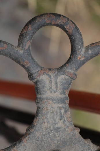 cast iron umbrella stand