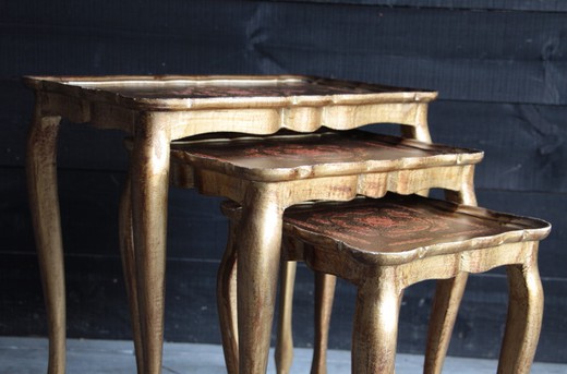 мебель антик - столики сервировочные из дерева