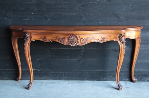 antique furniture console in mahogany