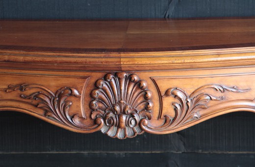 old furniture console in mahogany
