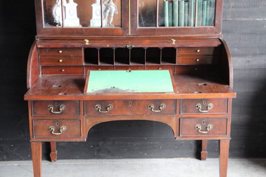 винтажная мебель - письменный стол из красного дерева
