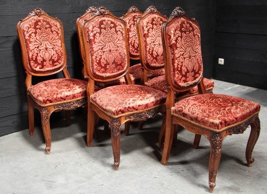 старинная мебель - элегантные стулья