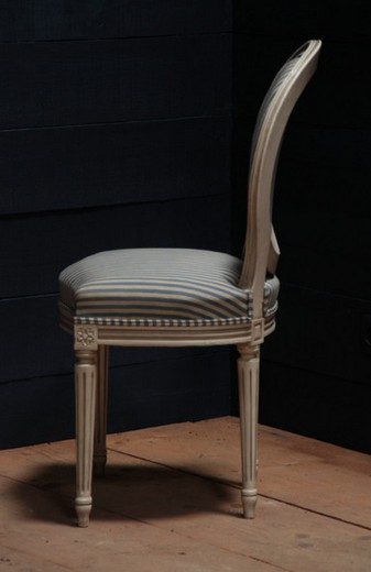 антикварный набор стульев в стиле людовик 16