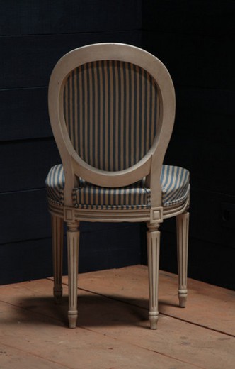 старинный набор стульев в стиле людовик 16