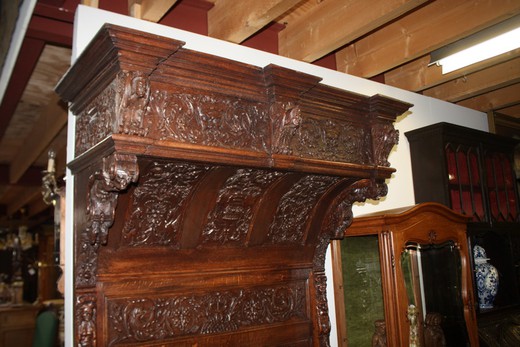 старинная мебель - скамья из дуба