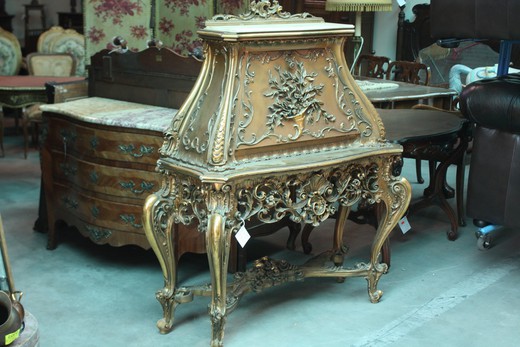 antique furniture bar cabinet