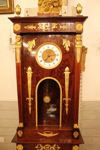 Антикварные напольные часы в стиле Ампир