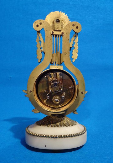 винтажный набор для камина - часы и подсвечники, людовик 16, бронза