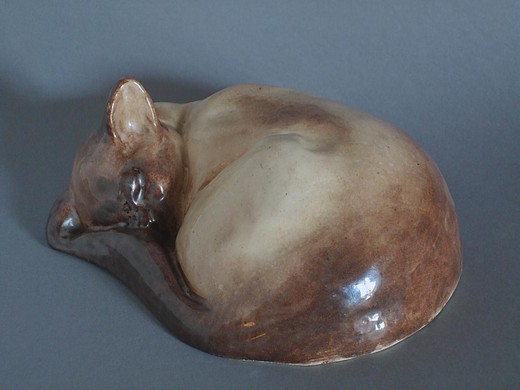 антикварная фаянсовая скульптура кошки, 20 век