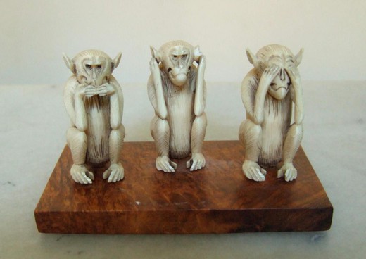 антикварная скульптура 3 обезьяны мудрости из слоновой кости