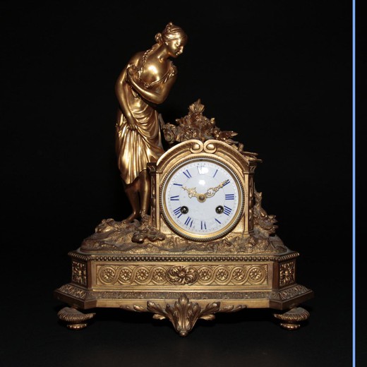 антикварные бронзовые часы с фигурой, 1880 год