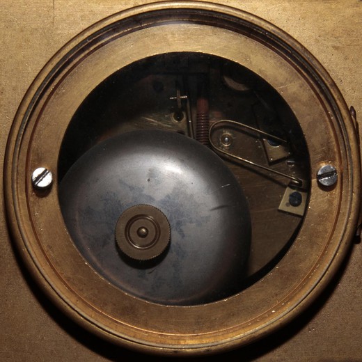 антикварные часы из бронзы с золочением, конец 19 века