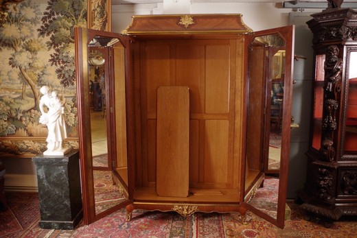 Durand cabinet