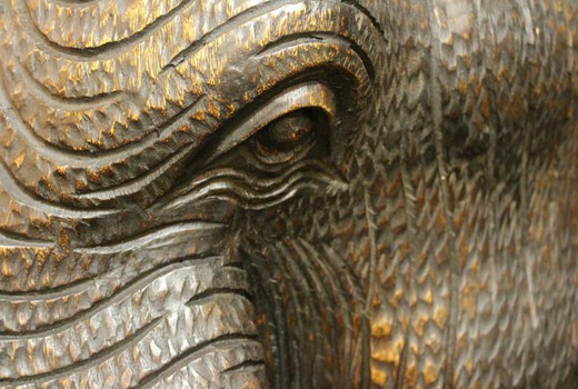 декоративный слон из дерева, антиквариат