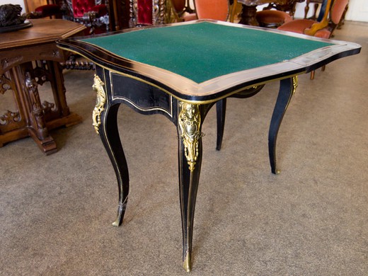 antique furniture game table
