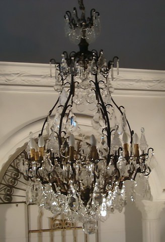vintage 13 light chandelier