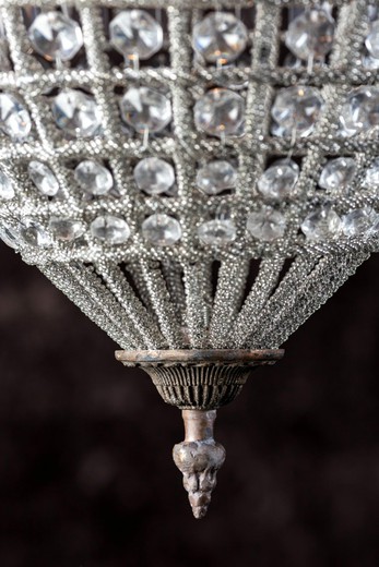 chandelier vintage
