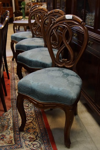 антикварная мебель - набор стульев из ореха