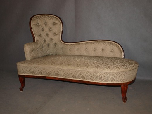 антикварная мебель - диван в стиле нео рококо, орех