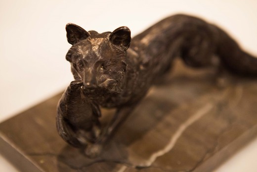 бронзовая скульптура лисичка