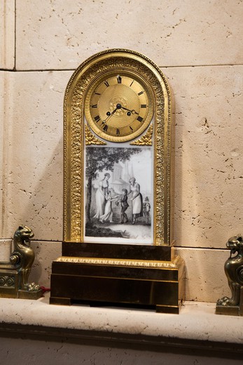 антикварные часы из бронзы и фарфора