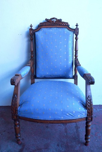 антикварная мебель - кресло в стиле людовик 16