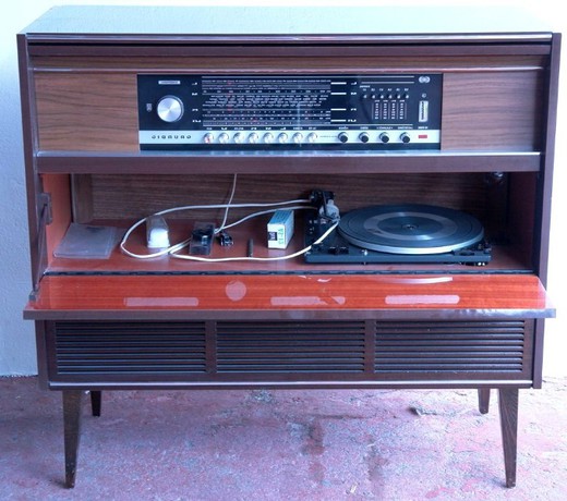 antique stereo cabinet