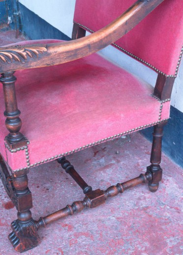 старинное кресло из дуба 1900 год