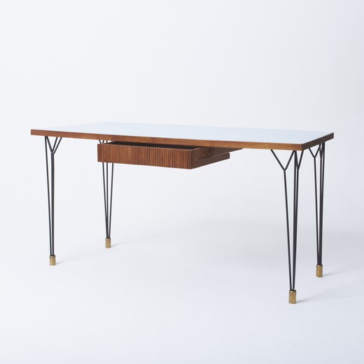 винтажная мебель - стол из дерева и металла