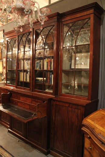 старинная мебель - книжный шкаф 19 век