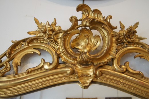 антикварное зеркало с сусальным золотом