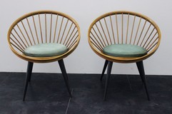 Antique pair of armchairs